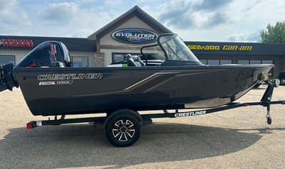 BOATZON | CRESTLINER 1750 HAWK WT JUMPSEAT 2027