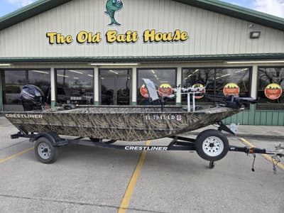 BOATZON | Crestliner 1756 2017