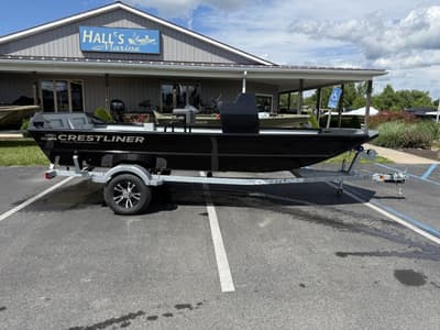 BOATZON | Crestliner 1760 FCC 2026