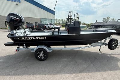BOATZON | Crestliner 1760 Retriever FCC 2027