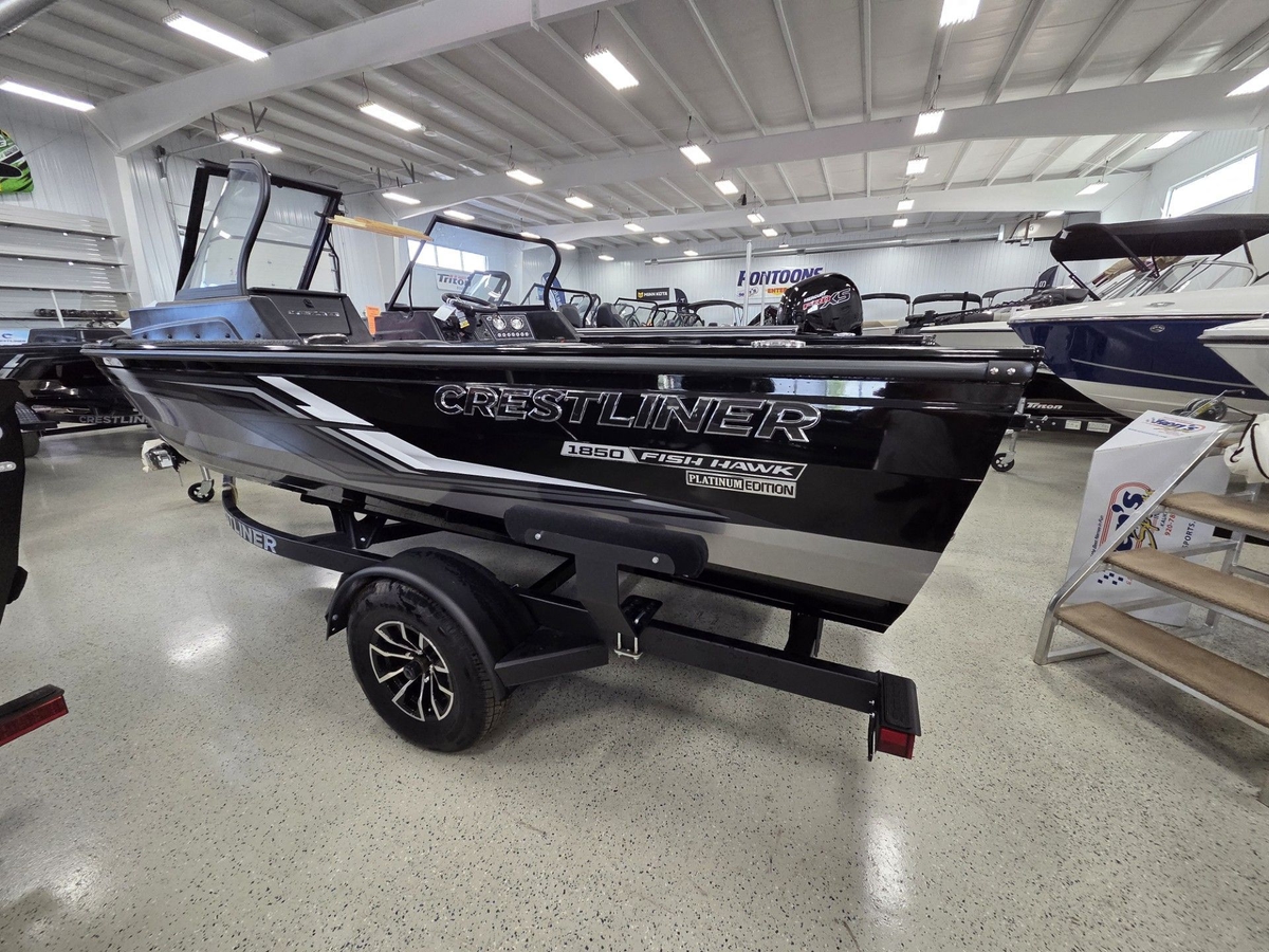 2025 Crestliner 1850 Fish Hawk WT - Sold Boat