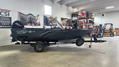 BOATZON | Crestliner 1850 Hawk WT wJump Seats 2027