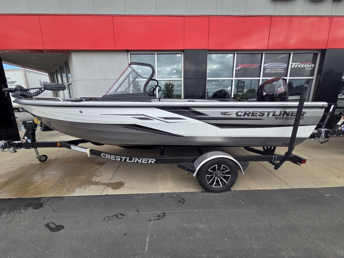 2026 Crestliner 1850 Sportfish - Sold Boat