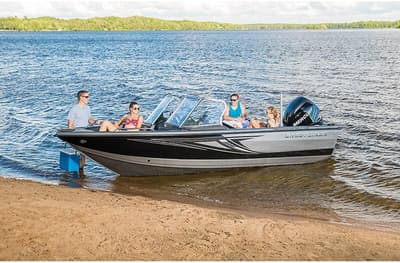 BOATZON | Crestliner 1850 Sportfish Outboard 2018