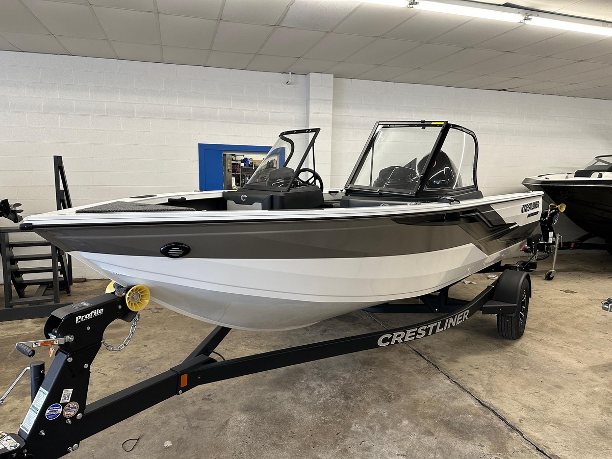 2026 Crestliner 1850 Super Hawk - Sold Boat