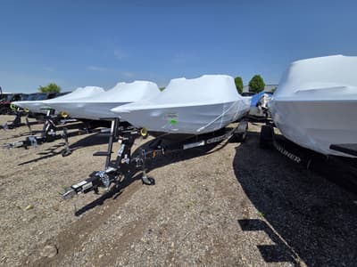 BOATZON | Crestliner 1850 Super Hawk 2026