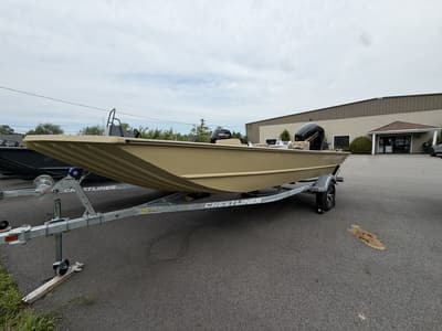 BOATZON | Crestliner 1860 Retriever SC 2026 BOATZON | Crestliner 1860 Retriever SC 2026