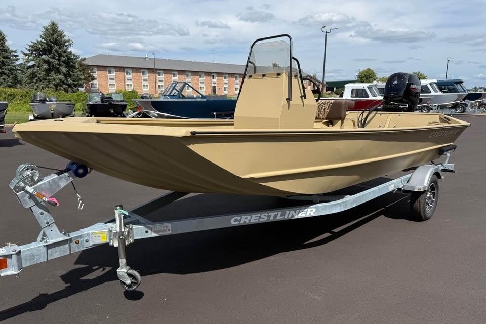2026 Crestliner 1870 Retriever FCC - Sold Boat