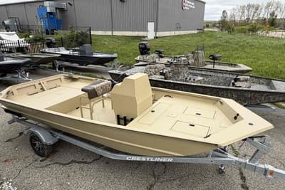 BOATZON | Crestliner 1870 Retriever FCC 2026