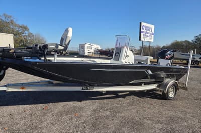BOATZON | Crestliner 2000 Bay 2020 BOATZON | Crestliner 2000 Bay 2020