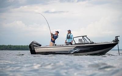 BOATZON | Crestliner 2050 AUTHORITY 2026 BOATZON | Crestliner 2050 AUTHORITY 2026