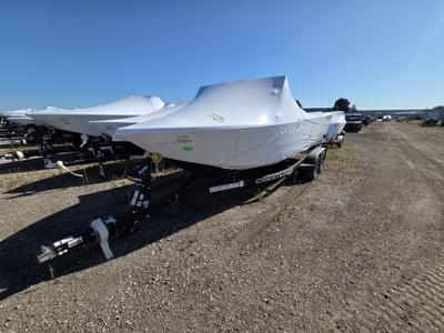 BOATZON | Crestliner 2050 Commander 2026 BOATZON | Crestliner 2050 Commander 2026