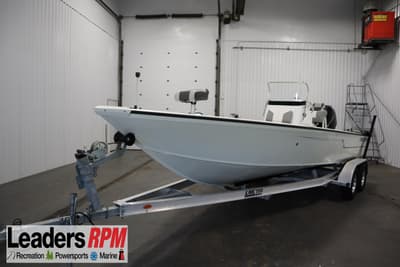 BOATZON | Crestliner 2200 Bay 2022
