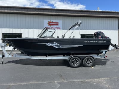 BOATZON | Crestliner 2250 AUTHORITY 2026