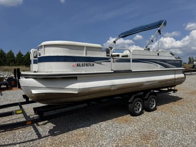 BOATZON | Crestliner Angler 2285 PONTOON 2004