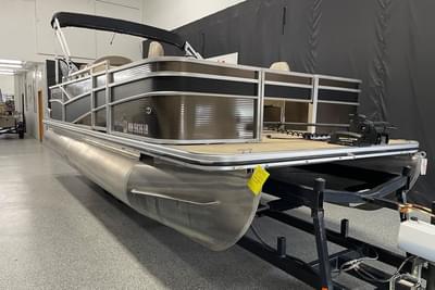 BOATZON | Crestliner FS 220 2018 BOATZON | Crestliner FS 220 2018