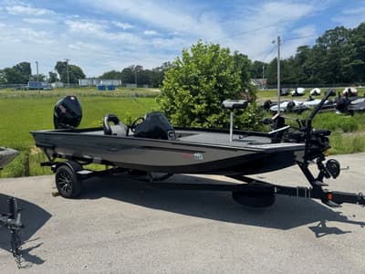 BOATZON | Crestliner MX 19 2024