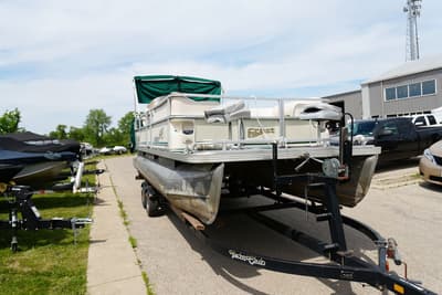 BOATZON | Crestliner Sport 20 2002