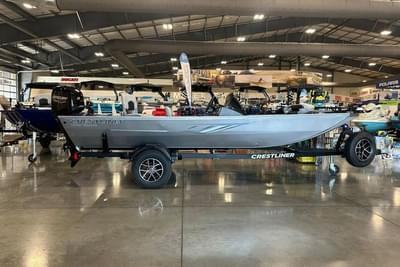 BOATZON | Crestliner Storm 2026