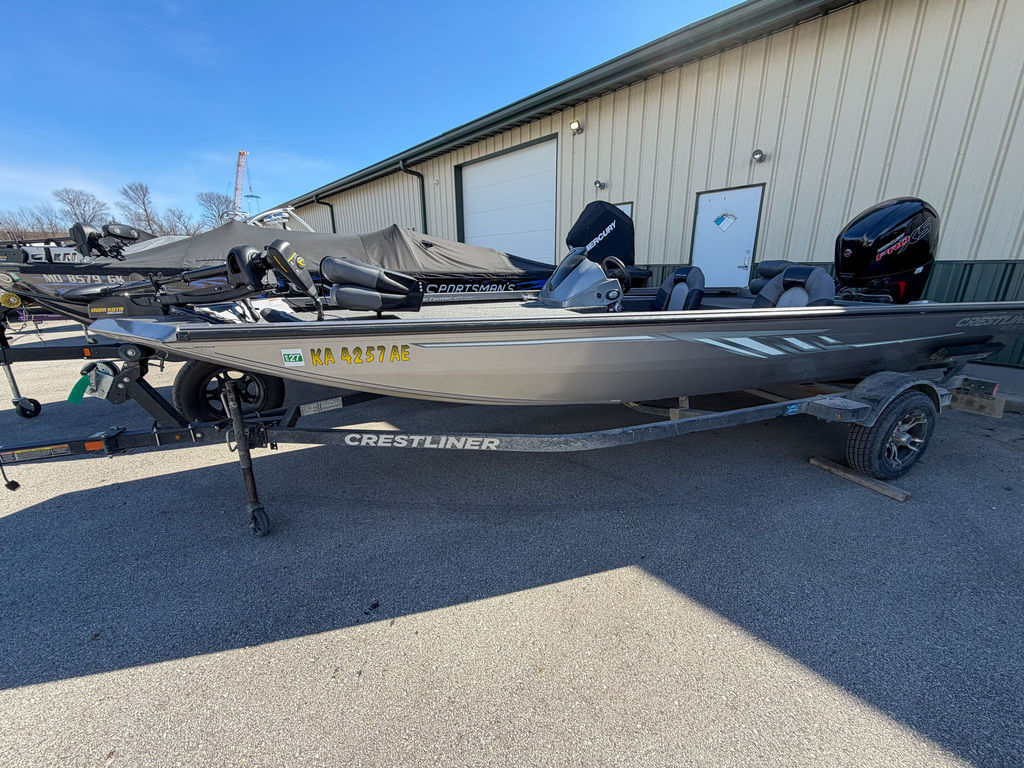 2019 Crestliner VT 18 - Sold Boat