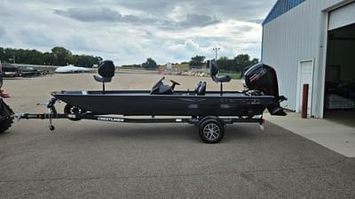 BOATZON | Crestliner XF 189 2026