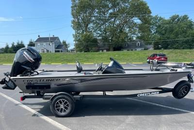 BOATZON | Crestliner XFC 179 2026