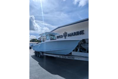 BOATZON | Crevalle 33 CSF 2022