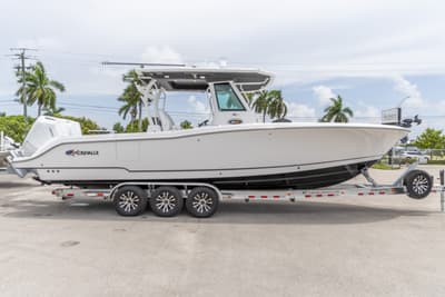 BOATZON | Crevalle 33 CSF 2026