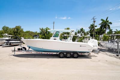 BOATZON | Crevalle 33 CSF 2027