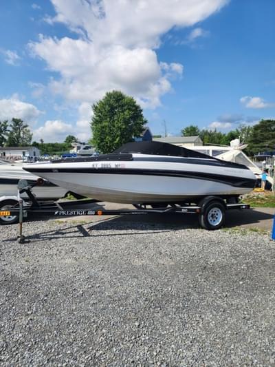 BOATZON | Crownline 180 BR 2005