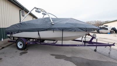 BOATZON | Crownline 202 BR 2000