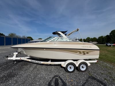 BOATZON | Crownline 205 BR 2000