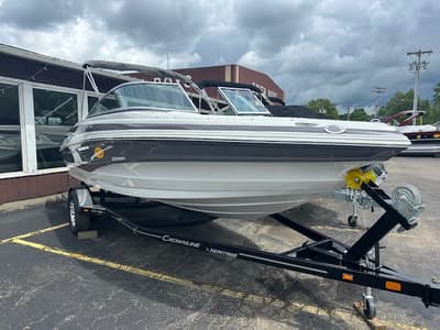 BOATZON | Crownline 210 SS 2024