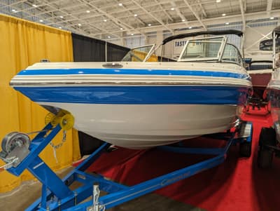 BOATZON | Crownline 210SS 2024