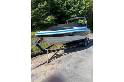 BOATZON | Crownline 215 SS 2012