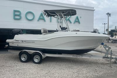 BOATZON | Crownline 220 CC Finseeker 2023 BOATZON | Crownline 220 CC Finseeker 2023