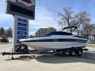 BOATZON | Crownline 240 EX 2005