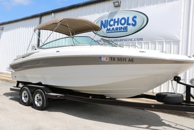 BOATZON | Crownline 240 Ex 2006