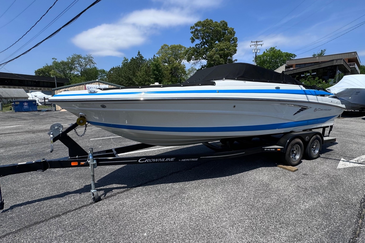 2023 Crownline 240 SS - Sold Boat