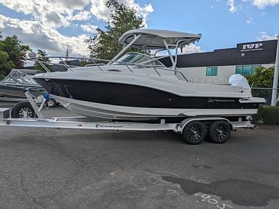 BOATZON | Crownline 245 WA Cuddy 2024