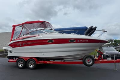 BOATZON | Crownline 250 CR 2005