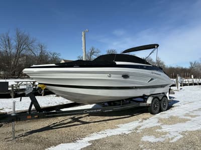 BOATZON | Crownline 250 XSS 2026 BOATZON | Crownline 250 XSS 2026