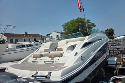BOATZON | Crownline 255 SS 2015