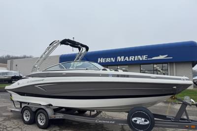 BOATZON | Crownline 255 SS 2022 BOATZON | Crownline 255 SS 2022