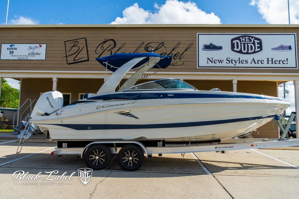 2024 Crownline 260 XSS - Sold Boat