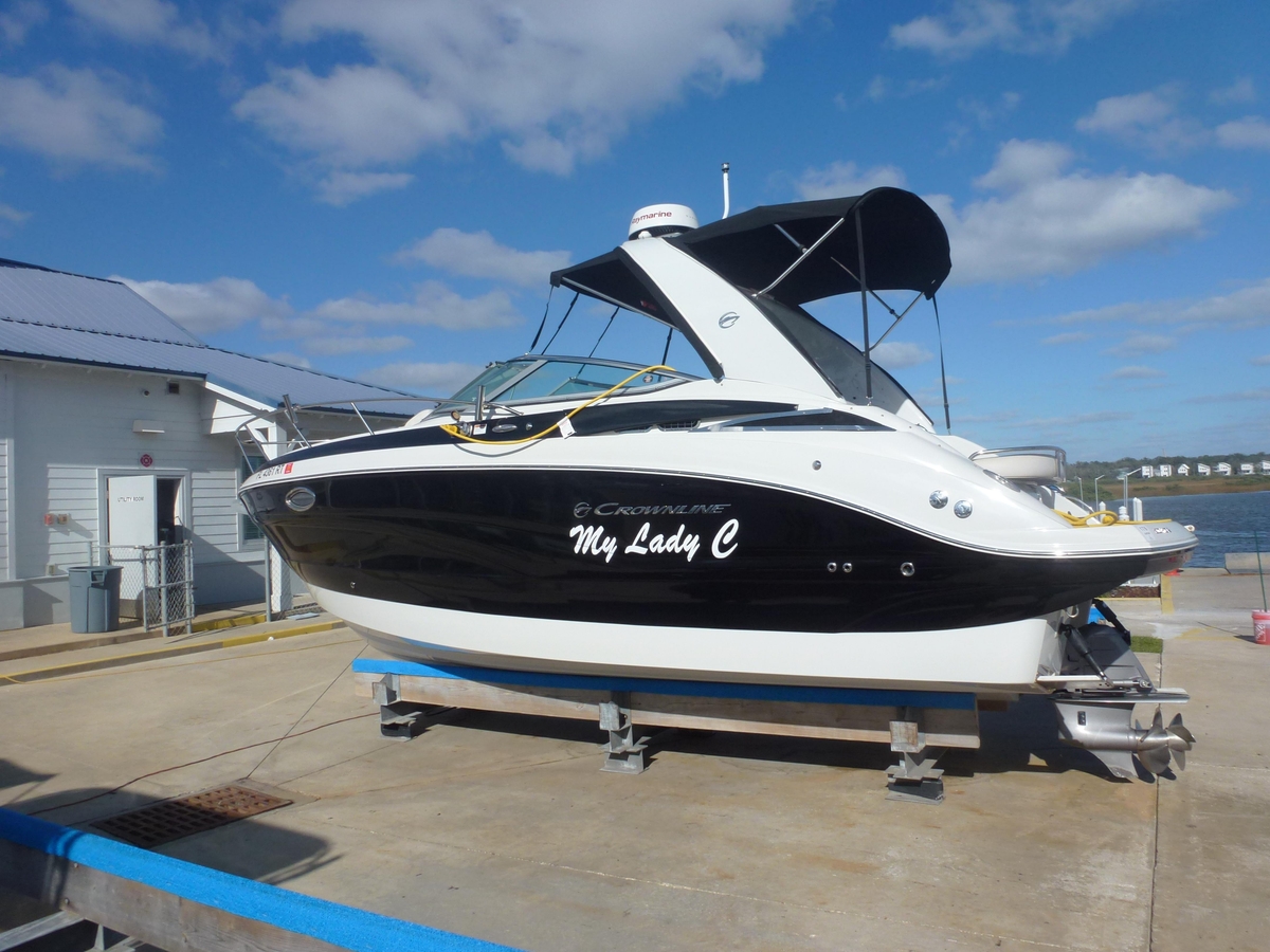 2019 Crownline 264 CR - Sold Boat