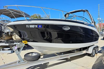 BOATZON | Crownline 264 CR 2022