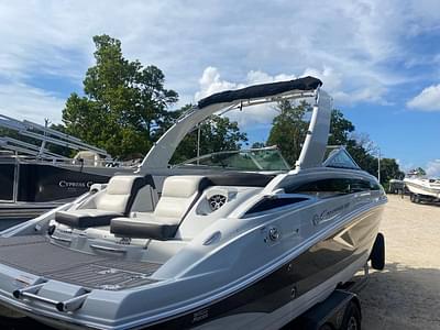 BOATZON | Crownline 265 SS 2022