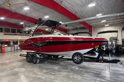 BOATZON | Crownline 265 SS SURF 2022 BOATZON | Crownline 265 SS SURF 2022