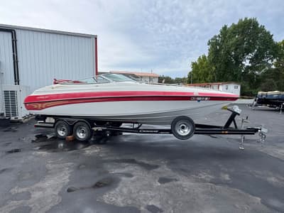 BOATZON | Crownline 266 BR 2000